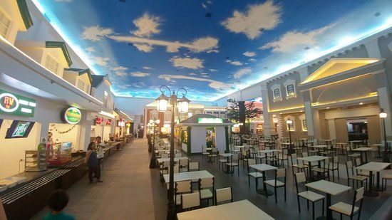J Center Mall